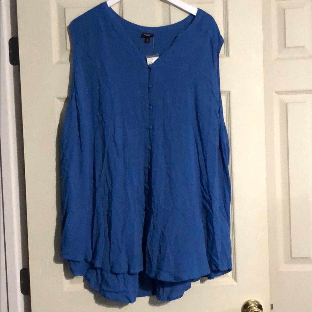 Royal blue sleeveless top. NWT